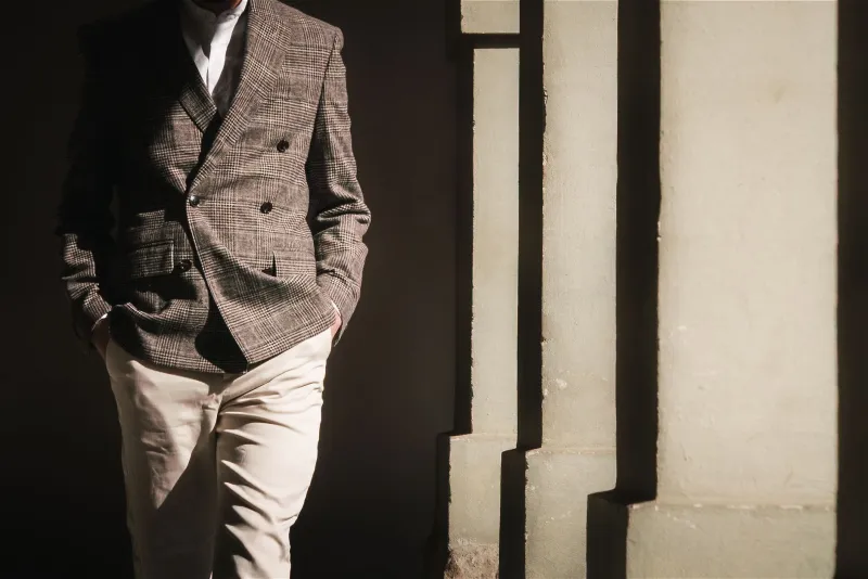 One Frequency, Full Volume: The Power of a Monochromatic Wardrobe